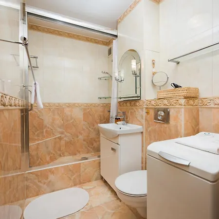 Targowek Homely Apartment Warschau Exterior foto