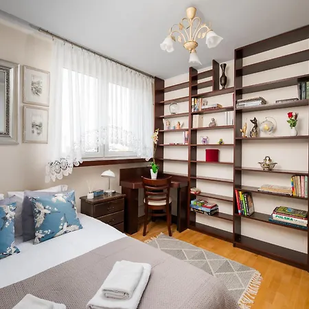 Targowek Homely Apartment Warschau Exterior foto